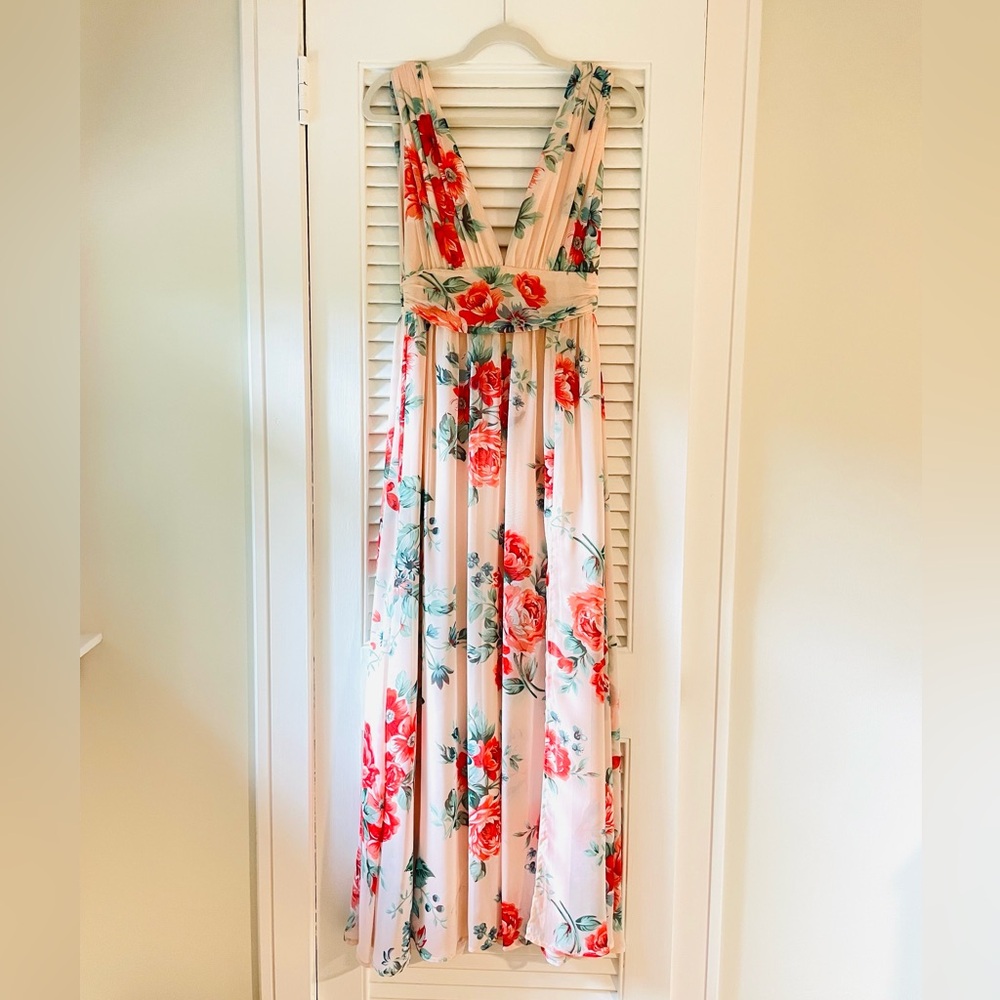Lulu’s | Garden Meandering Blush Floral Print Maxi Dress